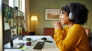 A woman exploring online leadership courses from the Center for Creative Leadership, a top-ranked global provider of online leadership training